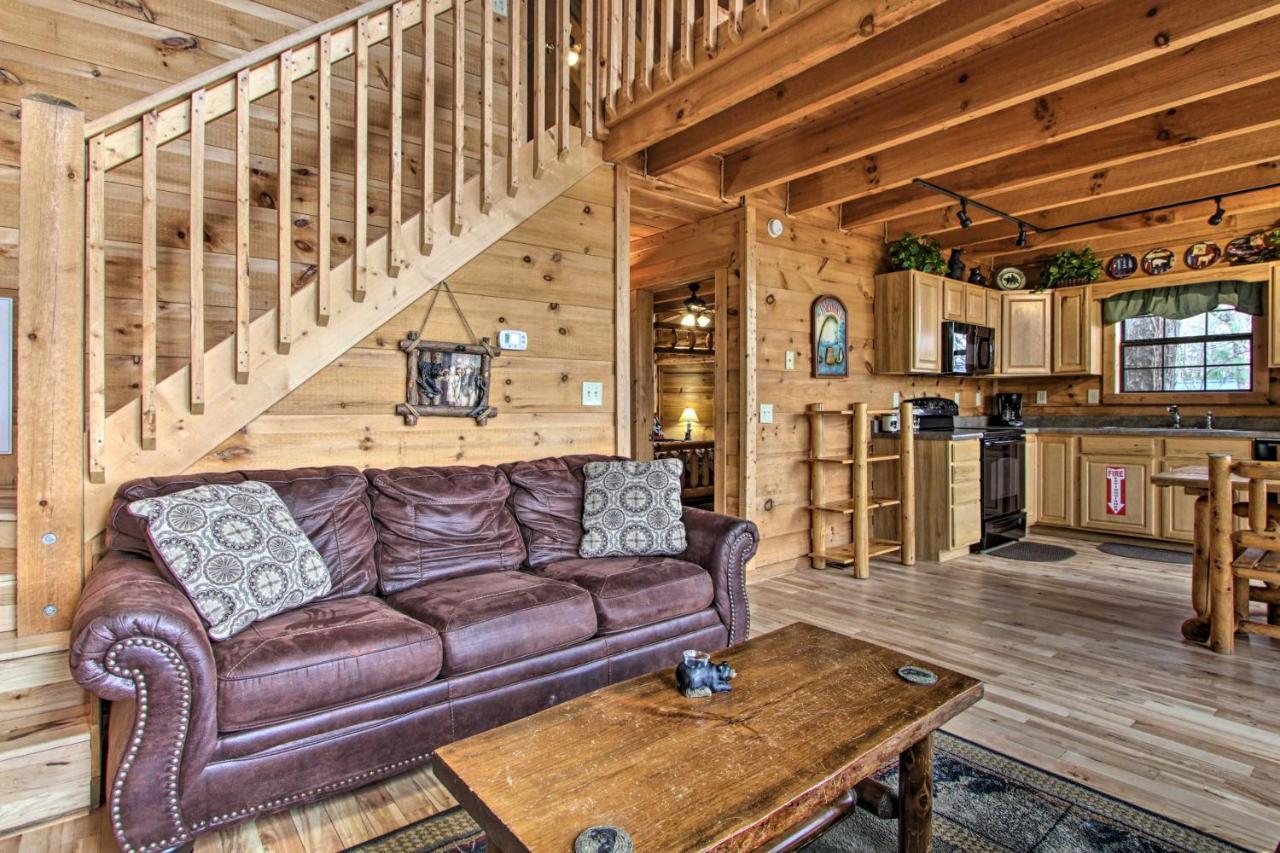 Sevierville Sanctuary Hot Tub, Pool Table And Deck! Exterior photo
