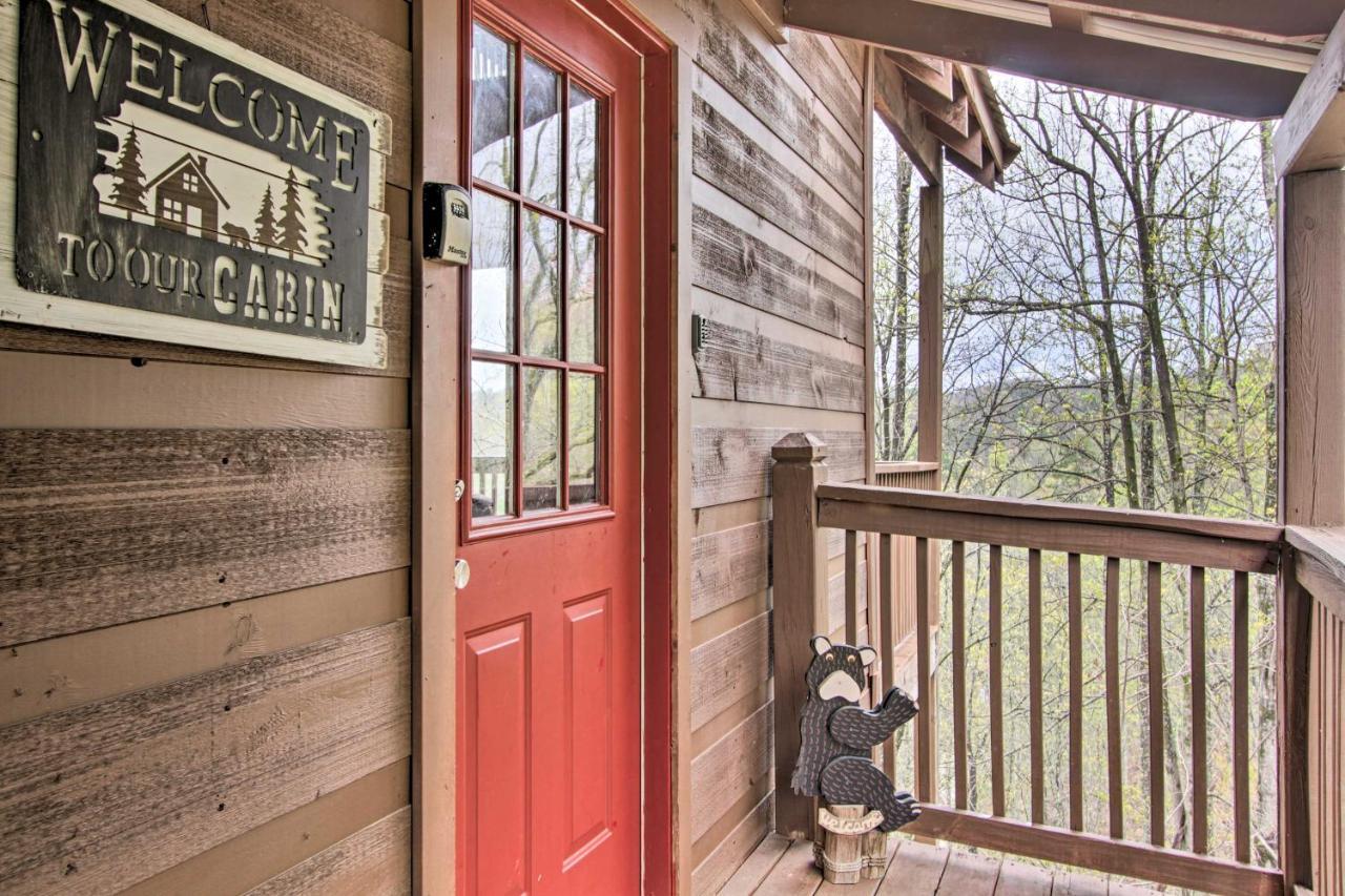 Sevierville Sanctuary Hot Tub, Pool Table And Deck! Exterior photo